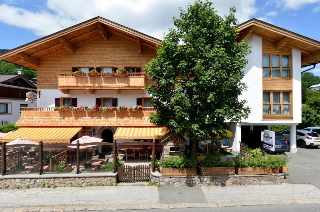 Café Pension Koller Brixen im Thale Exterior foto
